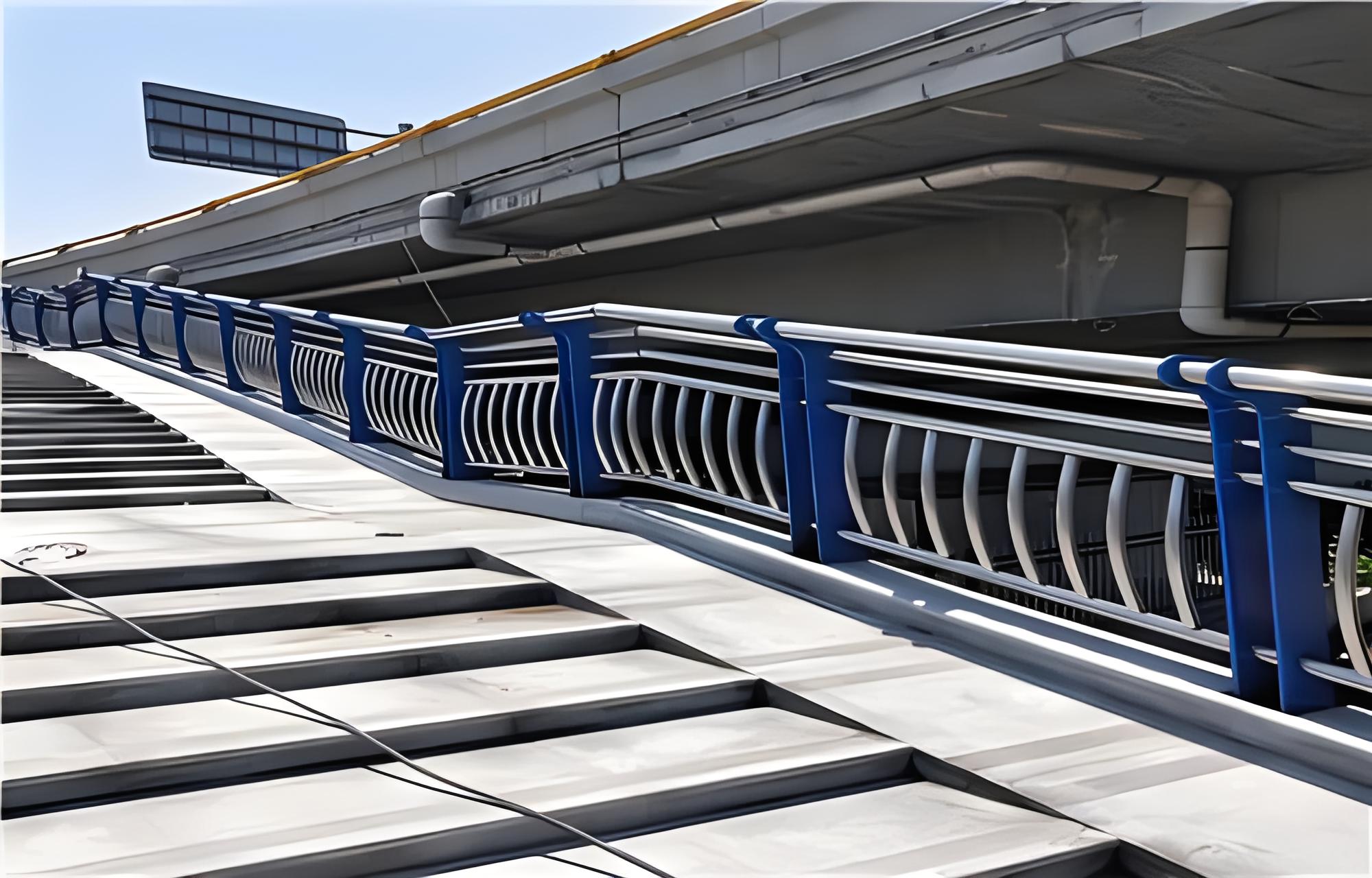 上海不锈钢桥梁护栏维护方案：确保安全，延长使用寿命